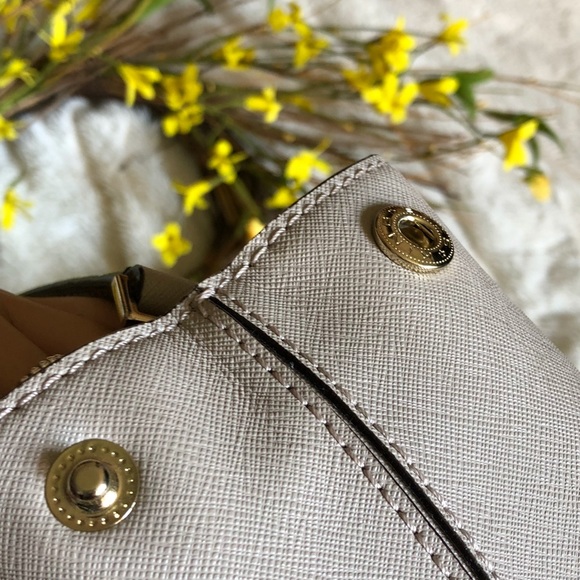 New Kate Spade Crossbody Handbag - Picture 3 of 8